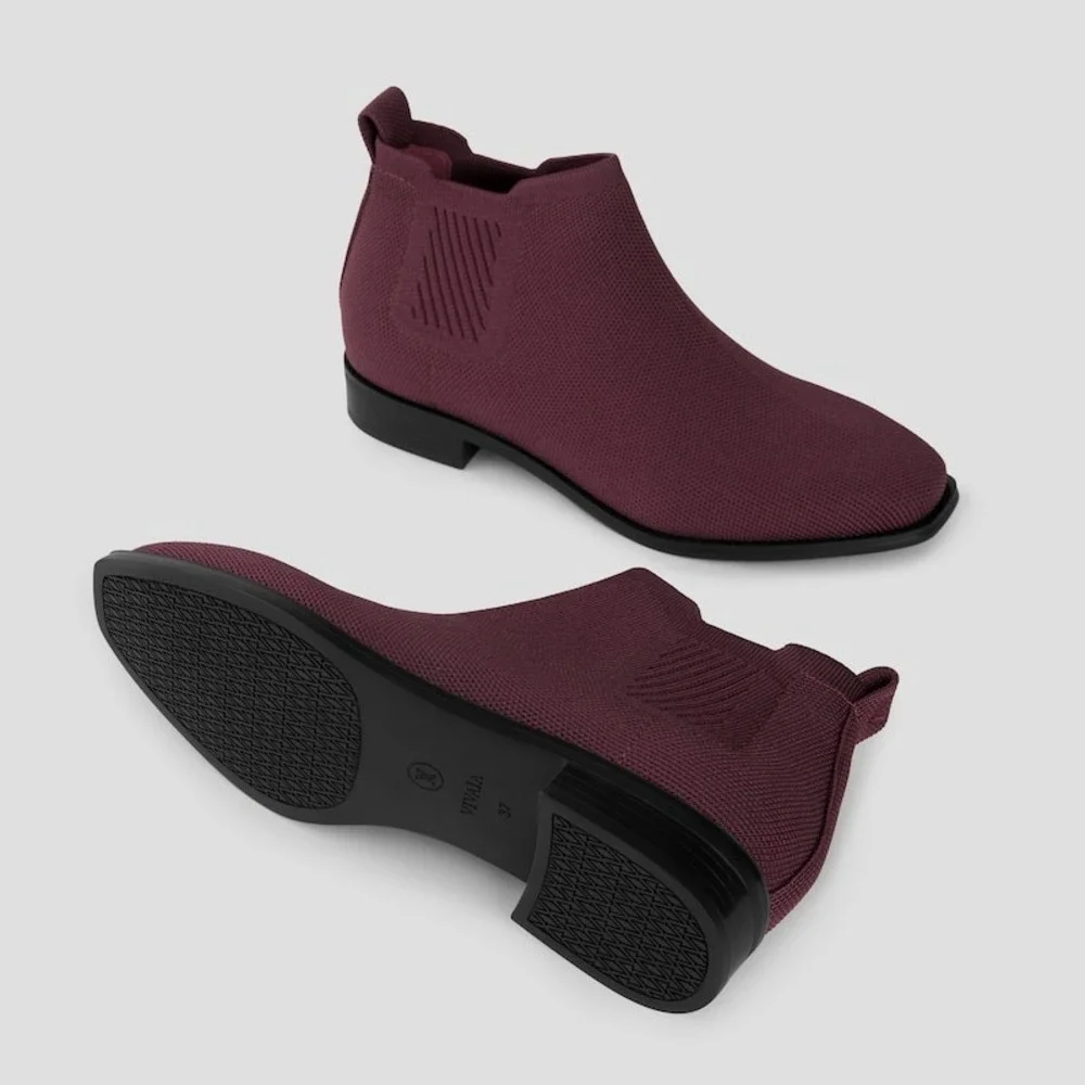 VIVAIA Burgundy Knit Pointed‎ Toe Chelsea Boots Women's Size US 7.5 EU 38.5